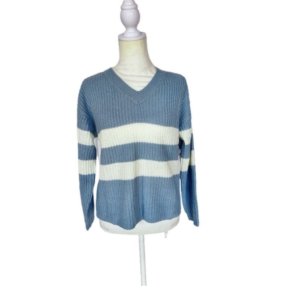 Love Ellie blue and white striped v-neck pullover sweater Size Large